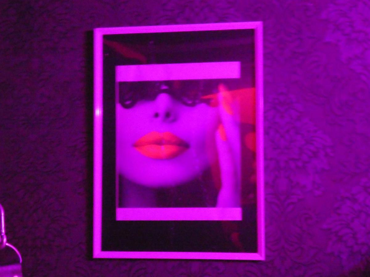 Love Room Le Rouge Et Noir Barr Bagian luar foto